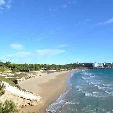 Moderno Apartamento Con Piscina En Playa Салоу