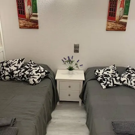 Moderno Apartamento Con Piscina En Playa * Salou
